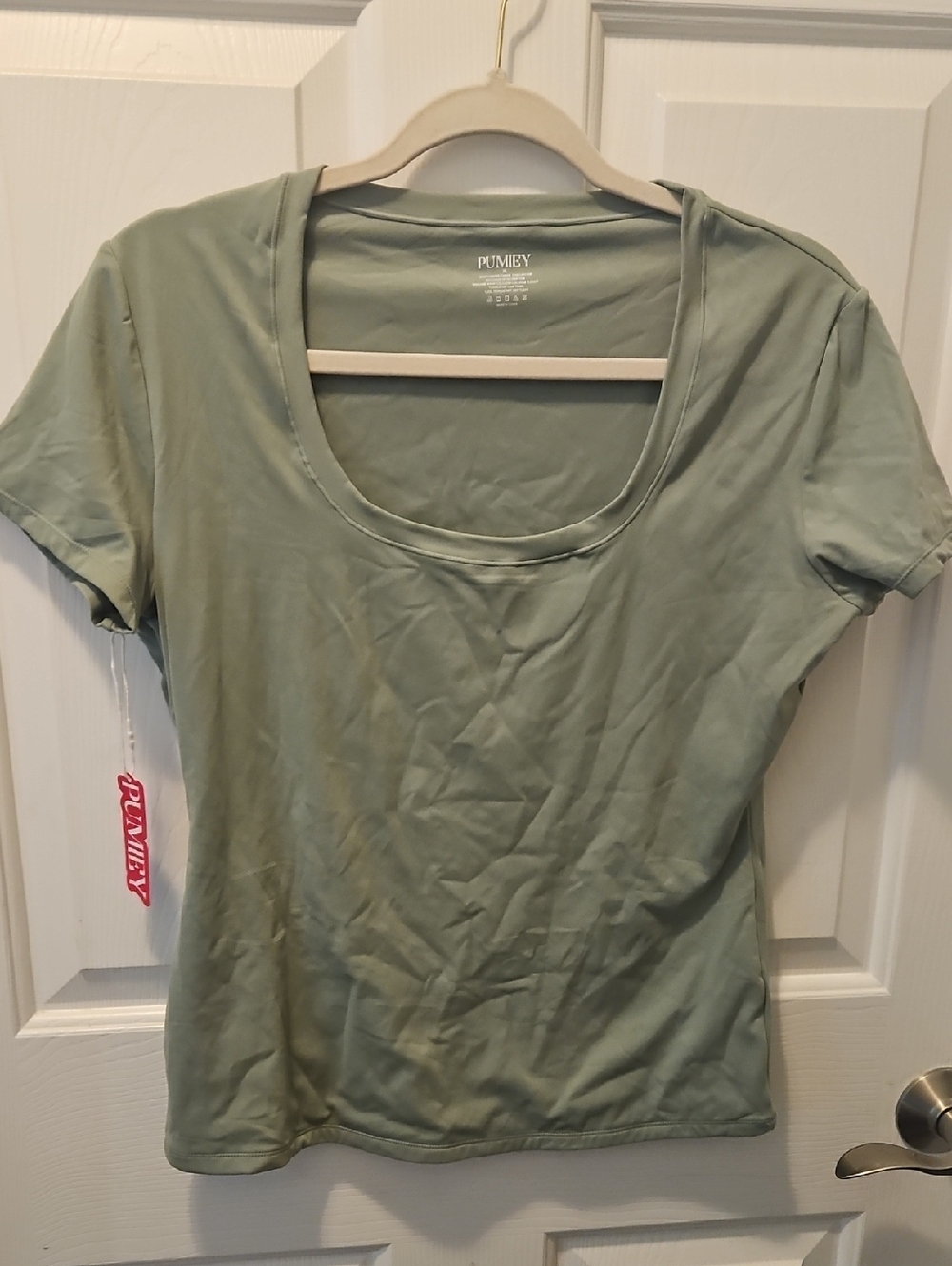 Pumiey Women's Sage Green Scoop Neck Tee XL